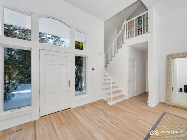 Hamptons Home 1020325