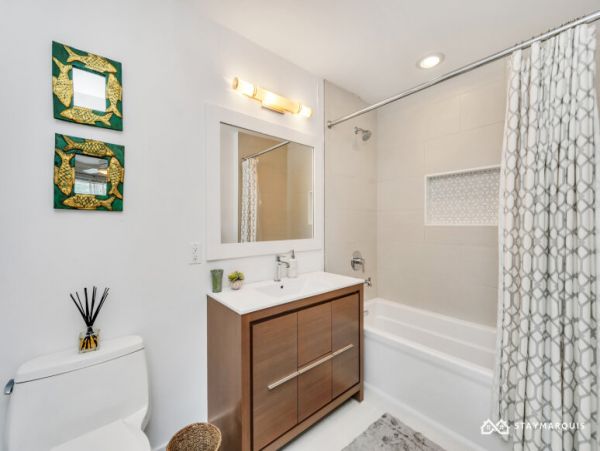 Hamptons Home 1020325