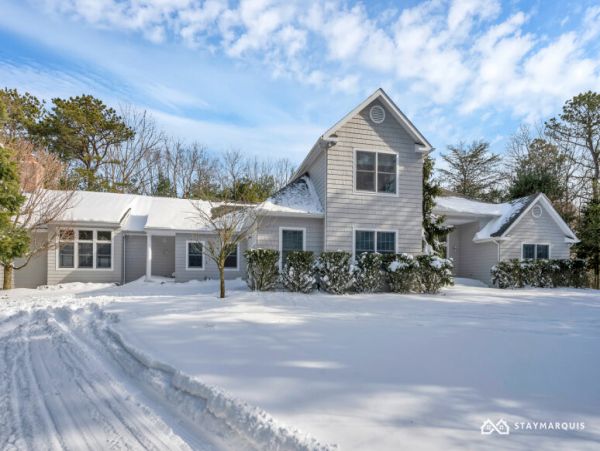 Hamptons Home 1020325