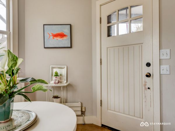 Hamptons Home 1020326