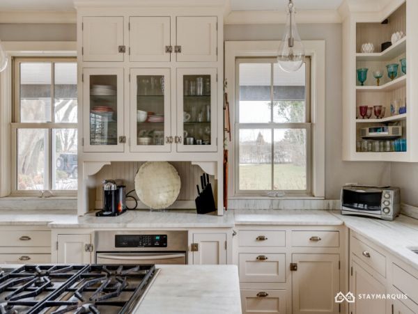 Hamptons Home 1020326