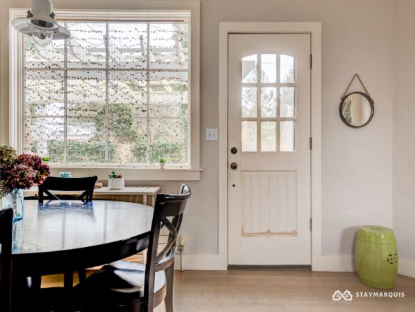 Hamptons Home 1020326
