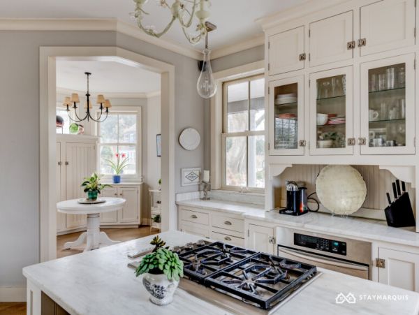 Hamptons Home 1020326