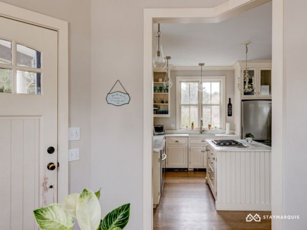 Hamptons Home 1020326