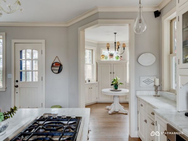 Hamptons Home 1020326