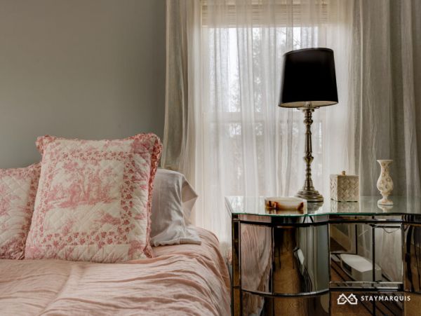 Hamptons Home 1020326