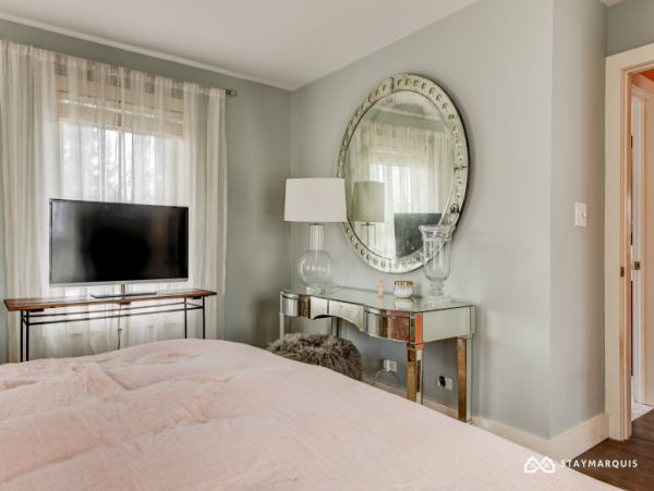Hamptons Home 1020326