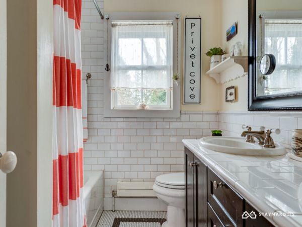 Hamptons Home 1020326