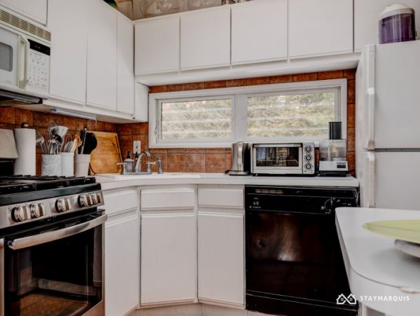 Hamptons Home 1020327