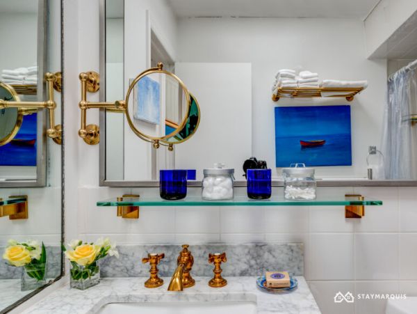 Hamptons Home 1020327