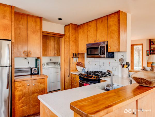 Hamptons Home 1020328
