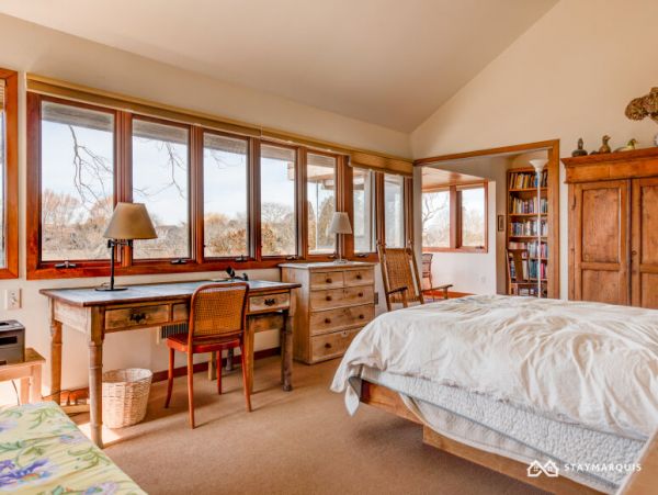 Hamptons Home 1020328