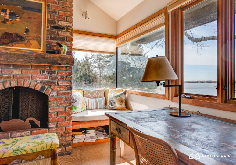 Hamptons Home 1020328