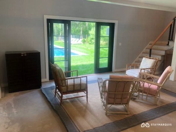 Hamptons Home 1020329