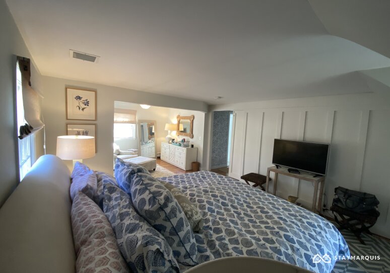 Hamptons Home 1020329
