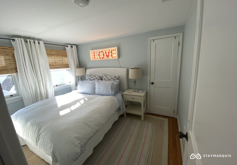 Hamptons Home 1020329