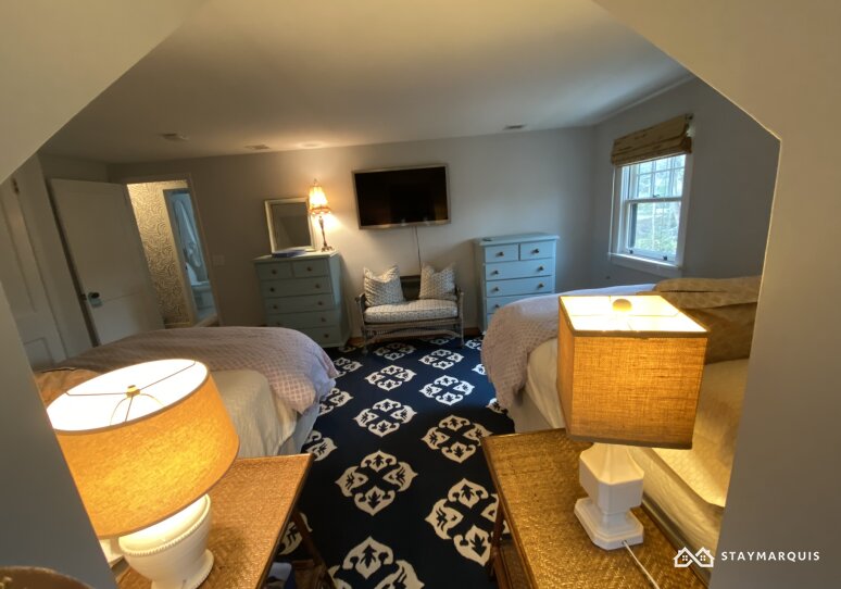 Hamptons Home 1020329