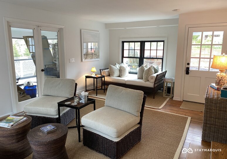 Hamptons Home 1020329