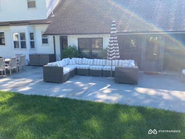 Hamptons Home 1020329