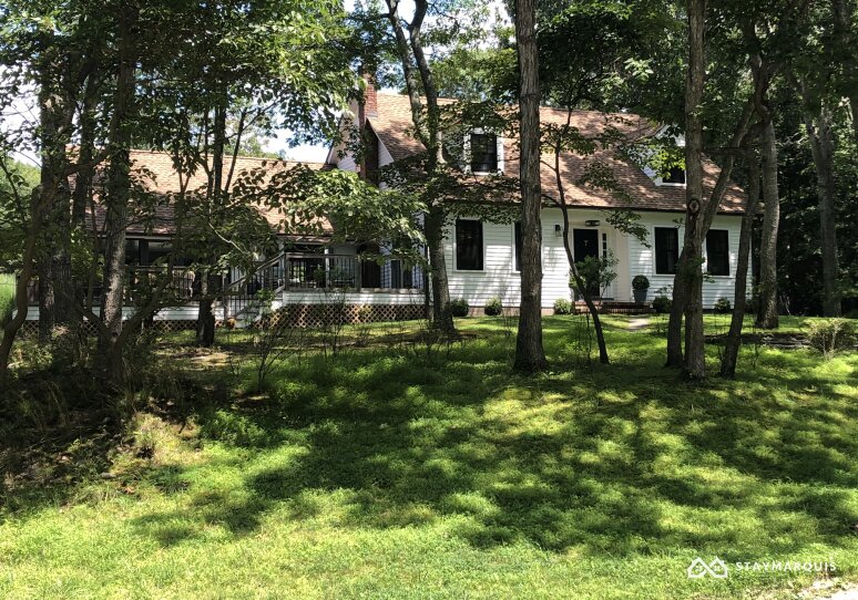 Hamptons Home 1020329