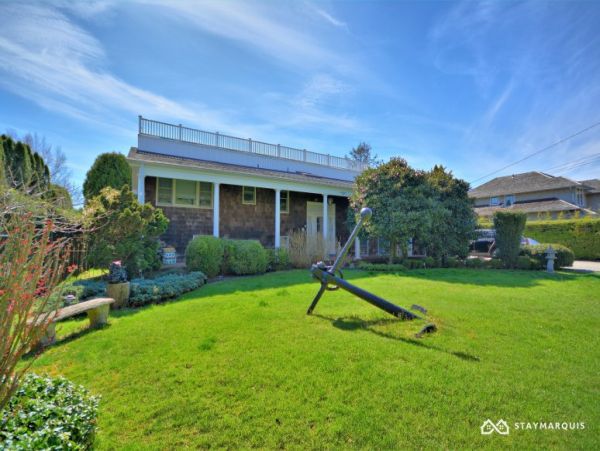 Hamptons Home 1020330