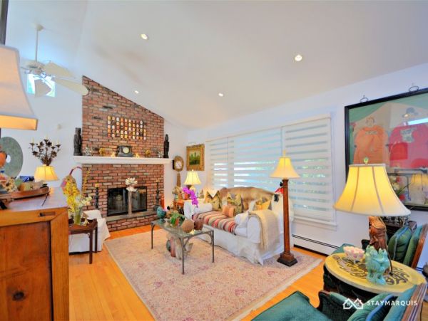 Hamptons Home 1020330