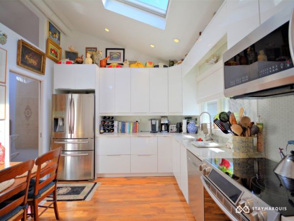 Hamptons Home 1020330