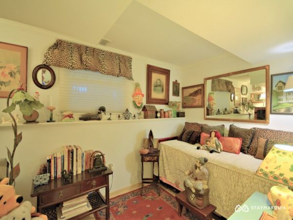 Hamptons Home 1020330