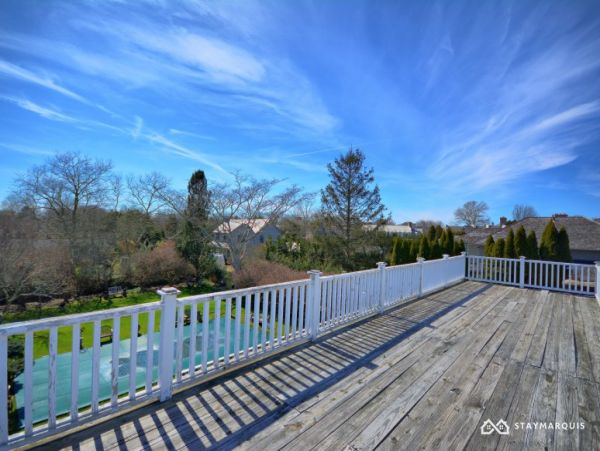 Hamptons Home 1020330