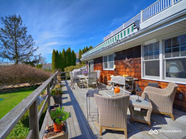 Hamptons Home 1020330