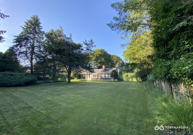Hamptons Home 1020331