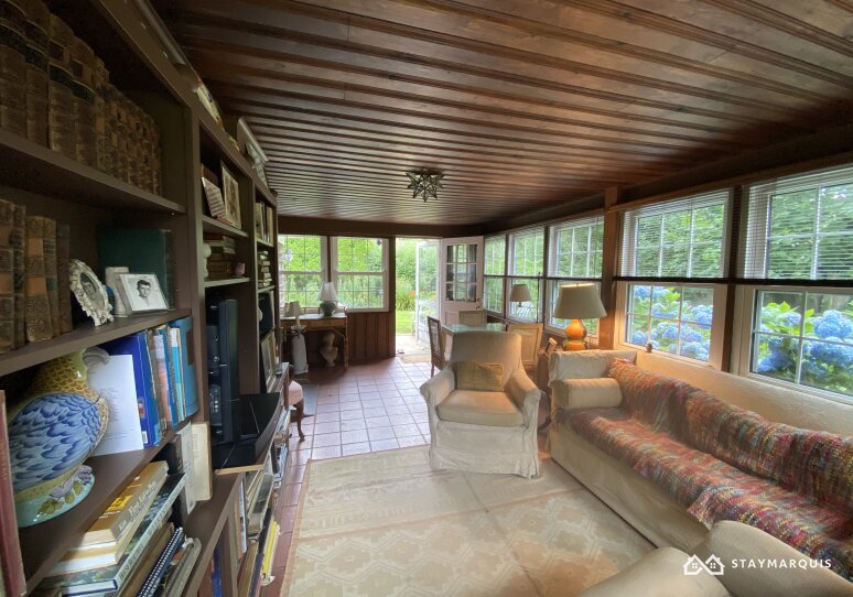 Hamptons Home 1020331