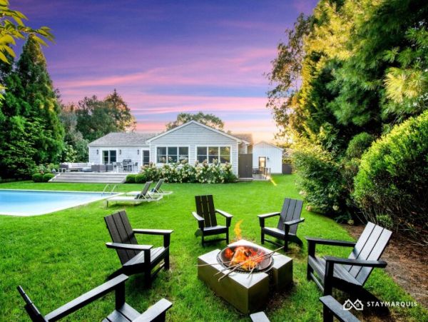 Hamptons Home 1020332