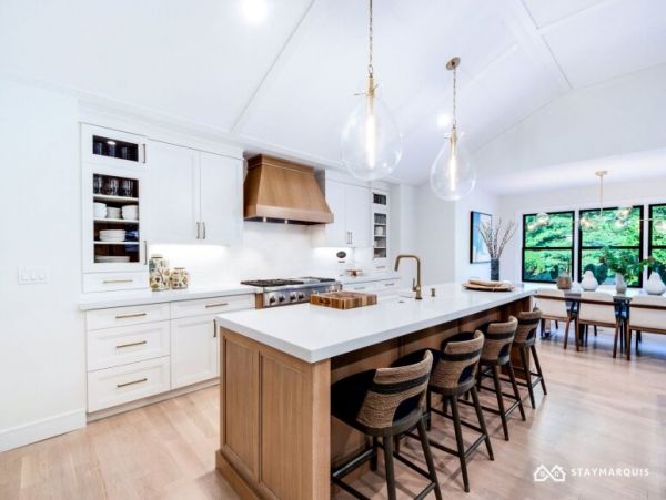 Hamptons Home 1020332