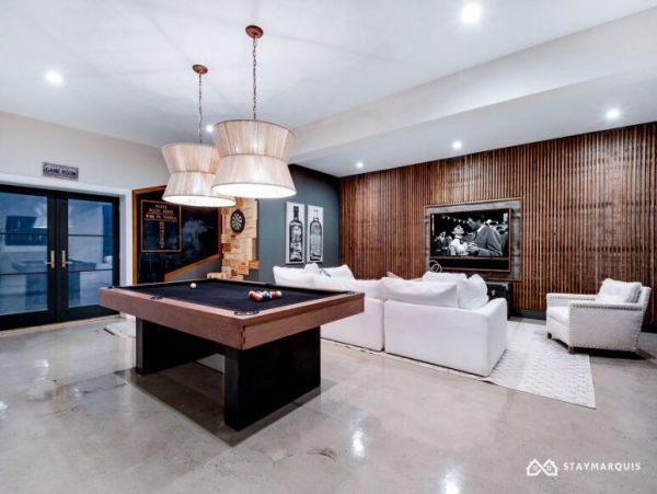 Hamptons Home 1020332