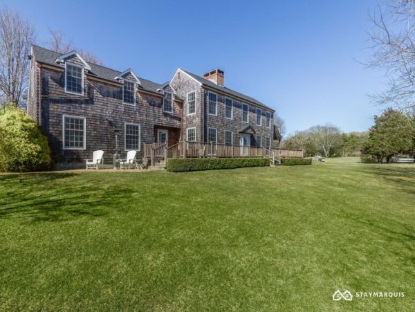 Hamptons Home 1020333