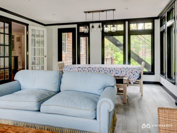 Hamptons Home 1020333