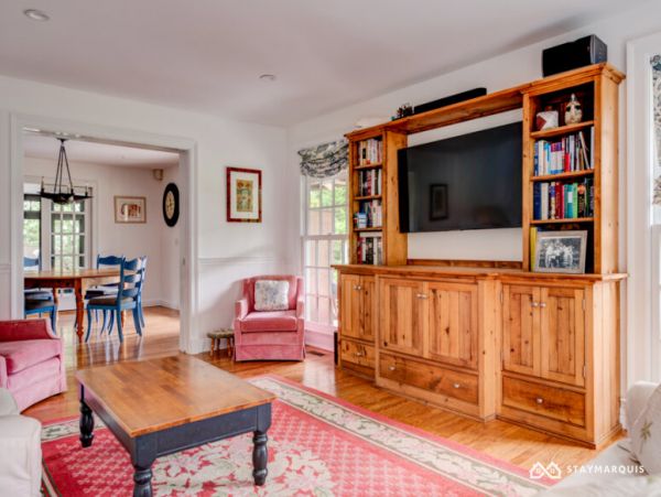 Hamptons Home 1020333