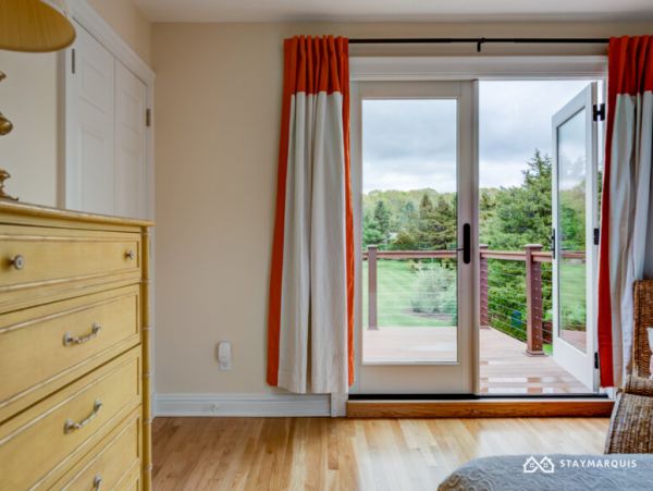 Hamptons Home 1020333