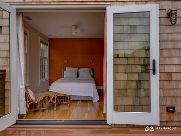 Hamptons Home 1020333