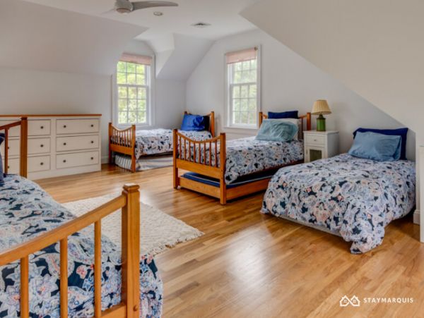 Hamptons Home 1020333
