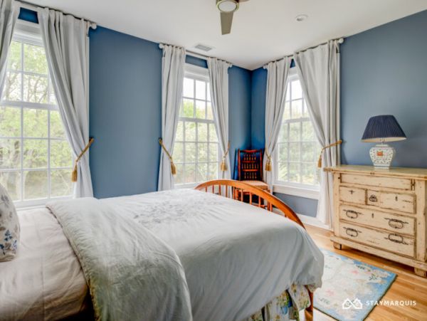 Hamptons Home 1020333