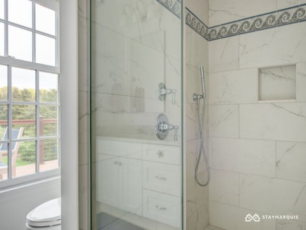 Hamptons Home 1020333