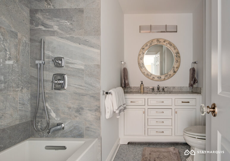 Hamptons Home 1020333