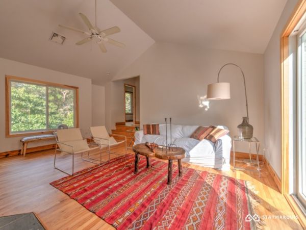 Hamptons Home 1020334