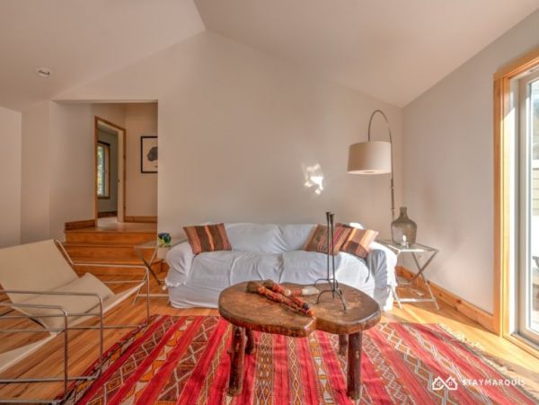 Hamptons Home 1020334