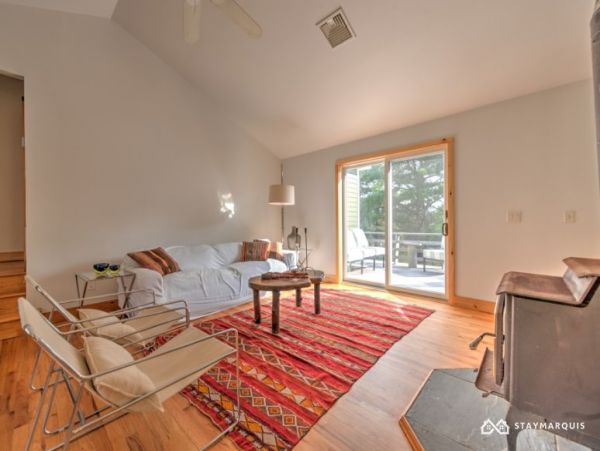 Hamptons Home 1020334