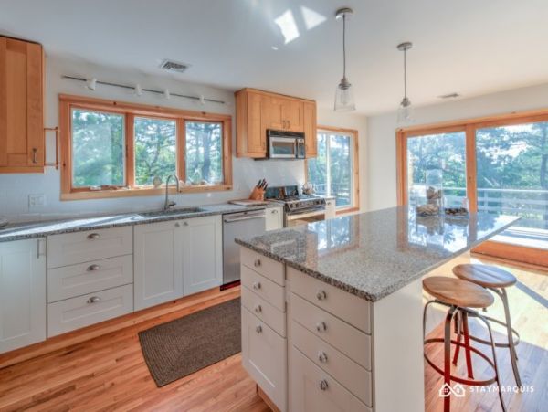 Hamptons Home 1020334