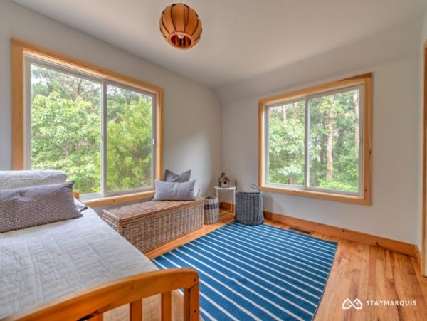 Hamptons Home 1020334