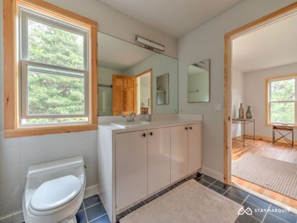 Hamptons Home 1020334